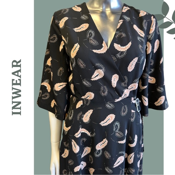 In Wear Acadia Day Dress Wrap w/ Buckle Black Abstract Print Back Zipper Size 6 - Picture 6 of 12